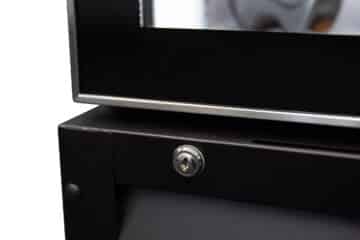 Norsk 430L display fridge lockable door